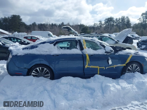 2019 Lincoln MKZ Reserve II with VIN 3LN6L5F99KR631770, listed as a IAAI auction lot 41593889 with 47,837 mi miles and . Bid and sale history available at DreamBid. Image 13.