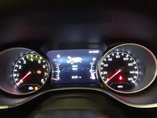 2018 Jeep Compass Limited с VIN 3C4NJDCB9JT175536, выставлен на аукционе IAAI как лот 41990061 с пробегом 51 471 миль миль и . История ставок и продаж доступна на DreamBid. Изображение 7.