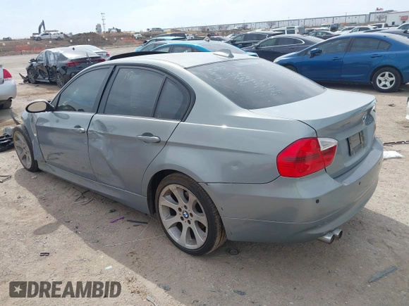 2006 BMW 3 Series 325i with VIN WBAVB13566PT14245, listed as a IAAI auction lot 41770035 with 1 mi miles. Bid and sale history available at carsss.com. Image 3.