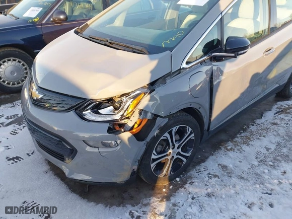 2021 Chevrolet Bolt EV Premier with VIN 1G1FZ6S03M4100200, listed as a IAAI auction lot 41327063 with 34,846 mi miles. Bid and sale history available at carsss.com. Image 6.
