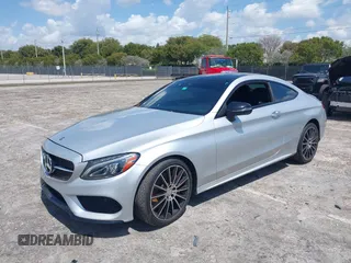 2017 Mercedes-Benz C 300 with VIN WDDWJ4JBXHF531168, listed as a IAAI auction lot 41923352 with 82,262 mi miles and . Bid and sale history available at carsss.com. Image 2.