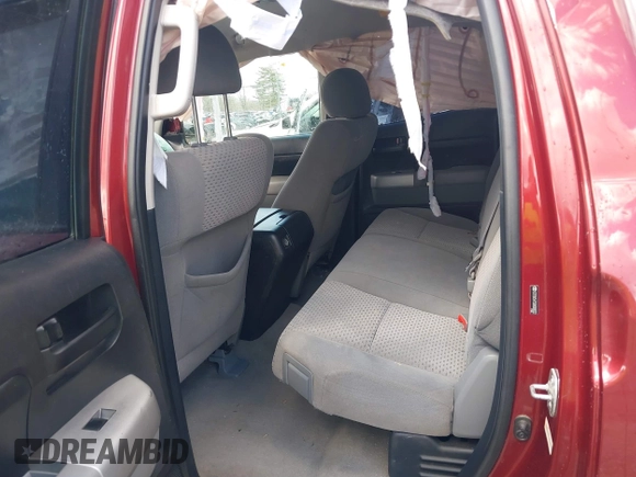 2008 Toyota Tundra z VIN 5TFBV54158X080022, wystawiony jako IAAI lot #38891111 z przebiegiem 183 752 mil mil oraz . Historia ofert i sprzedaży dostępna na DreamBid. Obrazek 8.