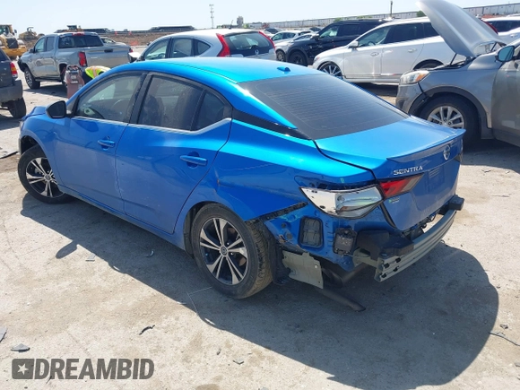 2021 Nissan Sentra SV z VIN 3N1AB8CV5MY266567, wystawiony jako IAAI lot #42014500 z przebiegiem 70 588 mil mil oraz . Historia ofert i sprzedaży dostępna na DreamBid. Obrazek 3.