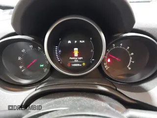 2016 FIAT 500X Trekking z VIN ZFBCFYCT7GP512617, wystawiony jako IAAI lot #42344947 z przebiegiem 146 656 mil mil oraz . Historia ofert i sprzedaży dostępna na DreamBid. Obrazek 7.