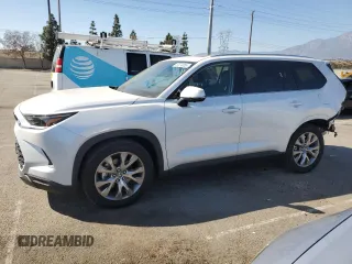 2024 Toyota Grand Highlander XLE with VIN 5TDAAAA55RS011488, listed as a Copart auction lot 47074855 with 6,634 mi miles and Salvage Title. Bid and sale history available at carsss.com. Image 1.