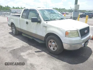 2006 Ford F-150 XL with VIN 1FTPX12V66NA95233, listed as a IAAI auction lot 42438729 with 456,788 mi miles and . Bid and sale history available at DreamBid. Image 1.