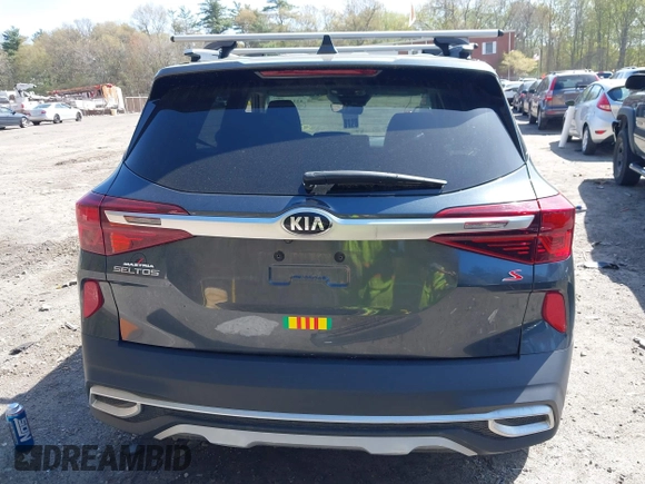 2021 Kia Seltos S z VIN KNDEUCAA7M7170551, wystawiony jako IAAI lot #42112245 z przebiegiem 50 300 mil mil oraz . Historia ofert i sprzedaży dostępna na DreamBid. Obrazek 16.