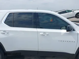 2020 Chevrolet Traverse LS z VIN 1GNERFKW4LJ314465, wystawiony jako IAAI lot #42030246 z przebiegiem 51 800 mil mil oraz . Historia ofert i sprzedaży dostępna na DreamBid. Obrazek 13.
