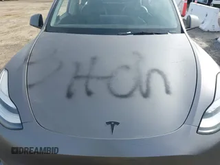 2021 Tesla Model Y Long Range with VIN 5YJYGDEE6MF111993, listed as a IAAI auction lot 41600578 with Not Provided miles. Bid and sale history available at carsss.com. Image 10.