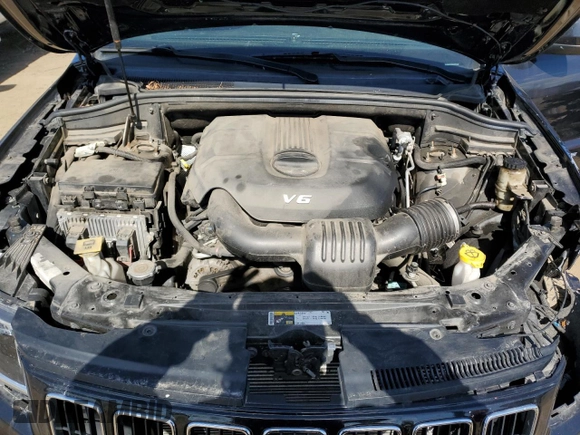2014 Jeep Grand Cherokee Laredo with VIN 1C4RJFAG0EC242229, listed as a Copart auction lot 53300335 with 191,209 mi miles and Salvage Title. Bid and sale history available at DreamBid. Image 11.