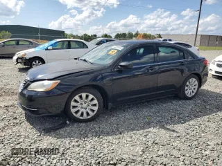 2013 Chrysler 200 LX with VIN 1C3CCBAB0DN641484, listed as a Copart auction lot 52824815 with 159,957 mi miles and Salvage Title. Bid and sale history available at DreamBid. Image 1.