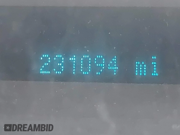 2011 Ford F-250 XL с VIN 1FT7X2B60BEA52497, выставлен на аукционе IAAI как лот 42223000 с пробегом 231 094 миль миль и . История ставок и продаж доступна на DreamBid. Изображение 15.