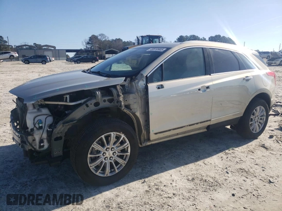 2017 Cadillac XT5 FWD with VIN 1GYKNARS0HZ124016, listed as a Copart auction lot 43510905 with 10,552 mi miles and Salvage Title. Bid and sale history available at carsss.com. Image 1.