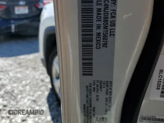 2021 Jeep Compass Latitude z VIN 3C4NJDBB5MT560792, wystawiony jako Copart lot #56300155 z przebiegiem 89 783 mil mil oraz Szkoda całkowita • Salvage title. Historia ofert i sprzedaży dostępna na DreamBid. Obrazek 13.
