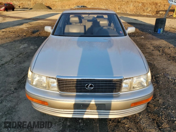 1994 Lexus LS z VIN JT8UF11E9R0186214, wystawiony jako Copart lot #48356355 z przebiegiem 130 434 mil mil oraz Czysty tytuł • Clean title. Historia ofert i sprzedaży dostępna na DreamBid. Obrazek 5.