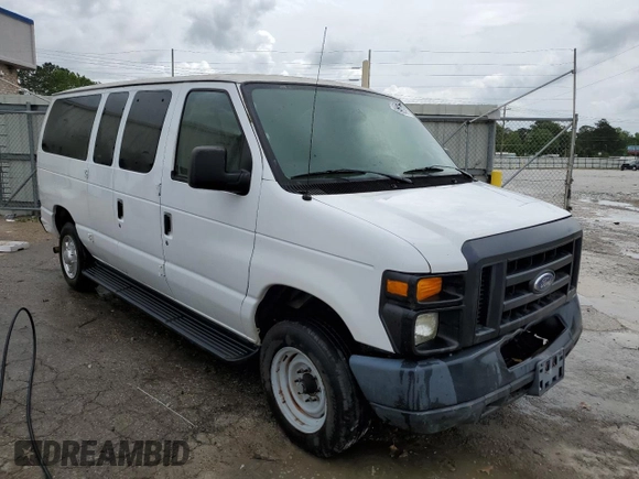 2013 Ford Econoline Passenger XL with VIN 1FBNE3BL2DDB03584, listed as a Copart auction lot 50581445 with 138,710 mi miles and Clean Title. Bid and sale history available at DreamBid. Image 4.