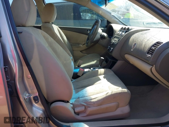 2012 Nissan Altima S z VIN 1N4AL2AP6CC204233, wystawiony jako IAAI lot #41808198 z przebiegiem 209 586 mil mil oraz . Historia ofert i sprzedaży dostępna na DreamBid. Obrazek 5.