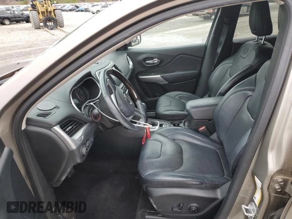 2016 Jeep Cherokee Overland with VIN 1C4PJLJS6GW303028, listed as a Copart auction lot 84814944 with 80,622 mi miles and Salvage title. Bid and sale history available at DreamBid. Image 7.