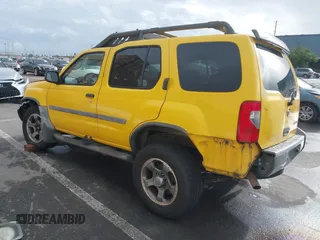 2002 Nissan Xterra SE SC with VIN 5N1MD28T92C506634, listed as a IAAI auction lot 41588684 with 200,989 mi miles. Bid and sale history available at carsss.com. Image 3.