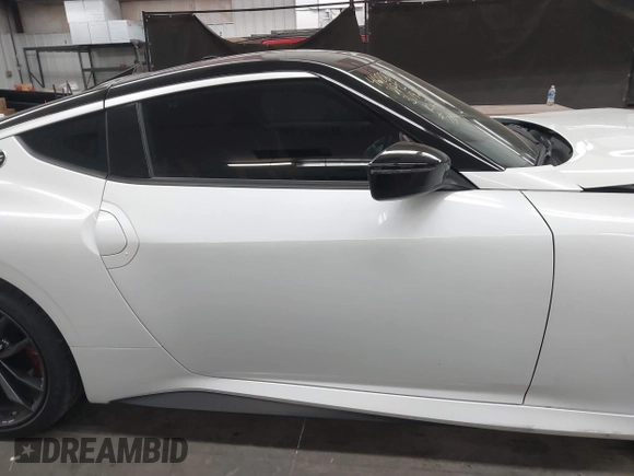 2024 Nissan Z Performance with VIN JN1BZ4BH9RM364239, listed as a IAAI auction lot 41860174 with 7,501 mi miles and . Bid and sale history available at DreamBid. Image 13.