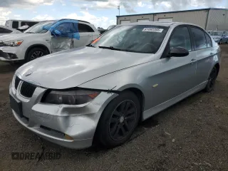 2007 BMW 3 Series 328i with VIN WBAVA33537KX82687, listed as a Copart auction lot 61492395 with 167,903 mi miles and Salvage title. Bid and sale history available at DreamBid. Image 1.