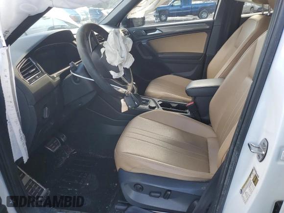 2022 Volkswagen Tiguan SE R-Line Black with VIN 3VV8B7AX8NM080395, listed as a Copart auction lot 43749965 with Not Provided miles and Salvage Title. Bid and sale history available at DreamBid. Image 7.