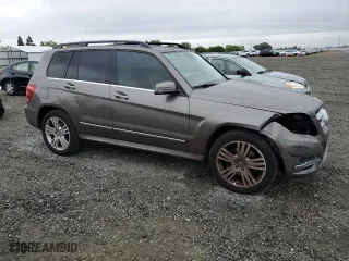 2015 Mercedes-Benz GLK-Class GLK 350 with VIN WDCGG8JBXFG434705, listed as a Copart auction lot 51529815 with 118,671 mi miles and Salvage Title. Bid and sale history available at carsss.com. Image 4.