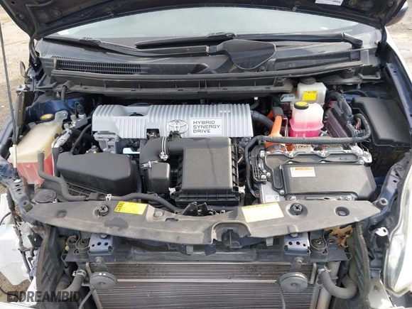 2013 Toyota Prius One with VIN JTDKN3DU6D1713445, listed as a IAAI auction lot 41721590 with 170,547 mi miles. Bid and sale history available at carsss.com. Image 10.