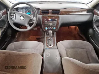 2014 Chevrolet Impala LS z VIN 2G1WA5E3XE1170538, wystawiony jako Copart lot #57675165 z przebiegiem 154 114 mil mil oraz Czysty tytuł • Clean title. Historia ofert i sprzedaży dostępna na DreamBid. Obrazek 8.