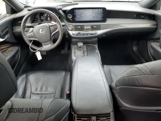 2021 Lexus LS with VIN JTHD51FF3M5014289, listed as a Copart auction lot 71442284 with 6,893 mi miles and Salvage Title. Bid and sale history available at carsss.com. Image 8.