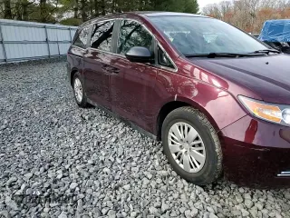 2014 Honda Odyssey LX with VIN 5FNRL5H29EB133074, listed as a Copart auction lot 52322725 with 44,804 mi miles and Salvage Title. Bid and sale history available at DreamBid. Image 12.