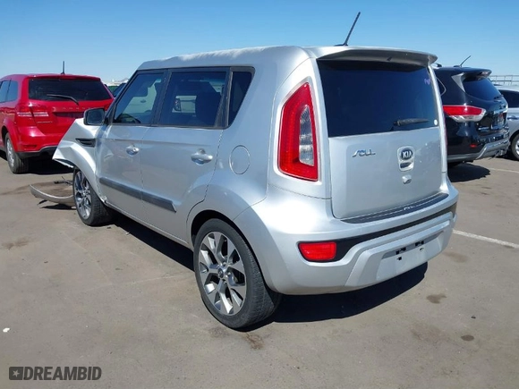 2013 Kia Soul + with VIN KNDJT2A63D7547738, listed as a IAAI auction lot 41877430 with 133,596 mi miles. Bid and sale history available at carsss.com. Image 3.