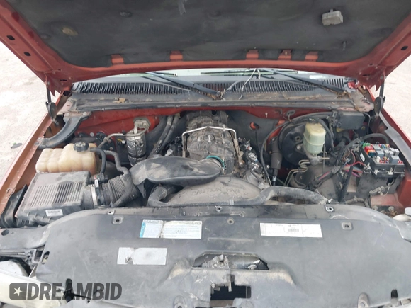 2001 Chevrolet Silverado 1500 LS with VIN 2GCEC19T211306736, listed as a IAAI auction lot 41887724 with 1 mi miles. Bid and sale history available at carsss.com. Image 10.