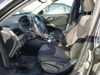2017 Jeep Cherokee Sport с VIN 1C4PJLAS0HW597656, выставлен на аукционе Copart как лот 46268954 с пробегом 253 769 миль миль и Списание • Salvage title. История ставок и продаж доступна на DreamBid. Изображение 7.