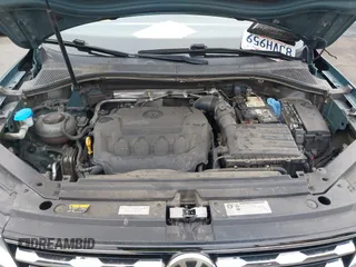 2019 Volkswagen Tiguan SE with VIN 3VV3B7AX3KM113955, listed as a IAAI auction lot 42164890 with 77,806 mi miles and . Bid and sale history available at DreamBid. Image 10.