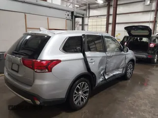 2017 Mitsubishi Outlander GT with VIN JA4JZ4AX7HZ045970, listed as a IAAI auction lot 41985711 with 167,963 mi miles and . Bid and sale history available at DreamBid. Image 4.