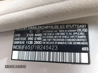 2001 Mercedes-Benz E 320 z VIN WDBJF65J71B245423, wystawiony jako IAAI lot #42117041 z przebiegiem 143 885 mil mil oraz . Historia ofert i sprzedaży dostępna na DreamBid. Obrazek 9.