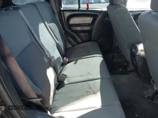 2006 Jeep Liberty Limited with VIN 1J4GL58K06W235832, listed as a IAAI auction lot 41604428 with 172,979 mi miles. Bid and sale history available at carsss.com. Image 8.