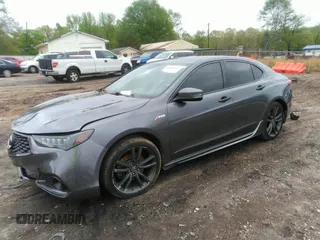 2018 Acura TLX w/A-SPEC Pkg with VIN 19UUB2F66JA002402, listed as a IAAI auction lot 41960832 with 91,643 mi miles. Bid and sale history available at carsss.com. Image 17.
