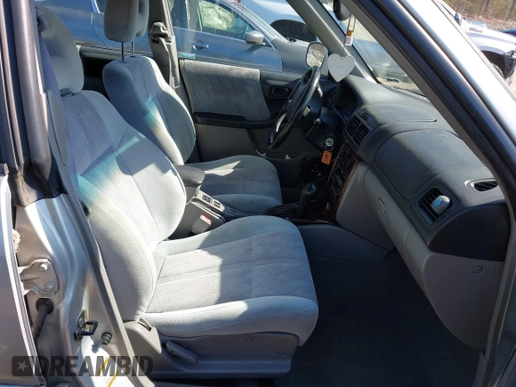 2002 Subaru Forester S w/Premium Pkg with VIN JF1SF65682H733026, listed as a IAAI auction lot 41788587 with 153,070 mi miles. Bid and sale history available at carsss.com. Image 5.