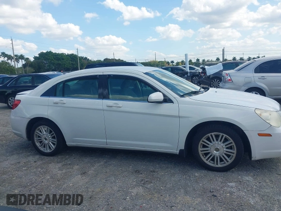 2007 Chrysler Sebring Touring with VIN 1C3LC56K37N533469, listed as a IAAI auction lot 42001566 with 187,698 mi miles and . Bid and sale history available at DreamBid. Image 13.