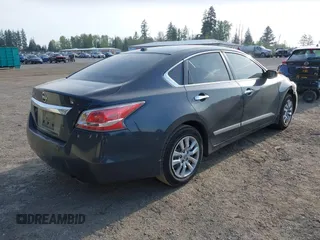 2015 Nissan Altima 2.5 SV with VIN 1N4AL3AP1FC171037, listed as a IAAI auction lot 42127356 with 89,673 mi miles. Bid and sale history available at carsss.com. Image 4.