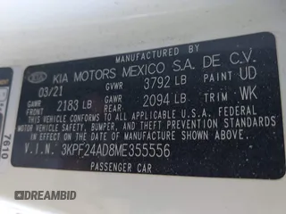 2021 Kia Forte LXS z VIN 3KPF24AD8ME355556, wystawiony jako IAAI lot #42555807 z przebiegiem 29 462 mil mil oraz . Historia ofert i sprzedaży dostępna na DreamBid. Obrazek 9.