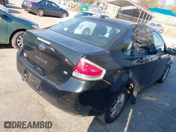 2008 Ford Focus SE with VIN 1FAHP35N28W209484, listed as a IAAI auction lot 41892438 with 311,456 mi miles. Bid and sale history available at carsss.com. Image 4.