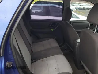 2005 Ford Escape XLS Value с VIN 1FMYU02Z35KA37621, выставлен на аукционе Copart как лот 44817004 с пробегом Не указан миль и Списание • Salvage title. История ставок и продаж доступна на DreamBid. Изображение 11.