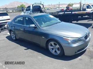 2004 BMW 5 Series 530i z VIN WBANA73574B066300, wystawiony jako IAAI lot #42882095 z przebiegiem 146 973 mil mil oraz . Historia ofert i sprzedaży dostępna na DreamBid. Obrazek 1.