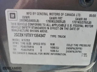 2000 Chevrolet Silverado 1500 LS with VIN 2GCEK19TXY1364347, listed as a Copart auction lot 82390404 with 197,959 mi miles and Non Repairable. Bid and sale history available at carsss.com. Image 13.