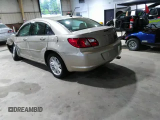 2007 Chrysler Sebring Touring with VIN 1C3LC56K27N560582, listed as a IAAI auction lot 42018640 with 110,076 mi miles and . Bid and sale history available at DreamBid. Image 3.