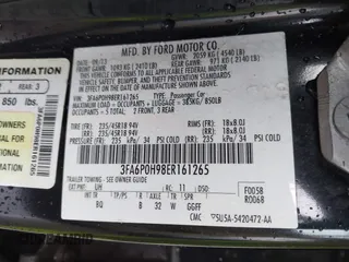 2014 Ford Fusion SE z VIN 3FA6P0H98ER161265, wystawiony jako IAAI lot #42312309 z przebiegiem 141 975 mil mil oraz . Historia ofert i sprzedaży dostępna na DreamBid. Obrazek 9.