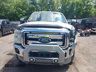 2012 Ford F-250 XL z VIN 1FT7W2BT7CEA68691, wystawiony jako IAAI lot #42319804 z przebiegiem 178 863 mil mil oraz . Historia ofert i sprzedaży dostępna na DreamBid. Obrazek 12.
